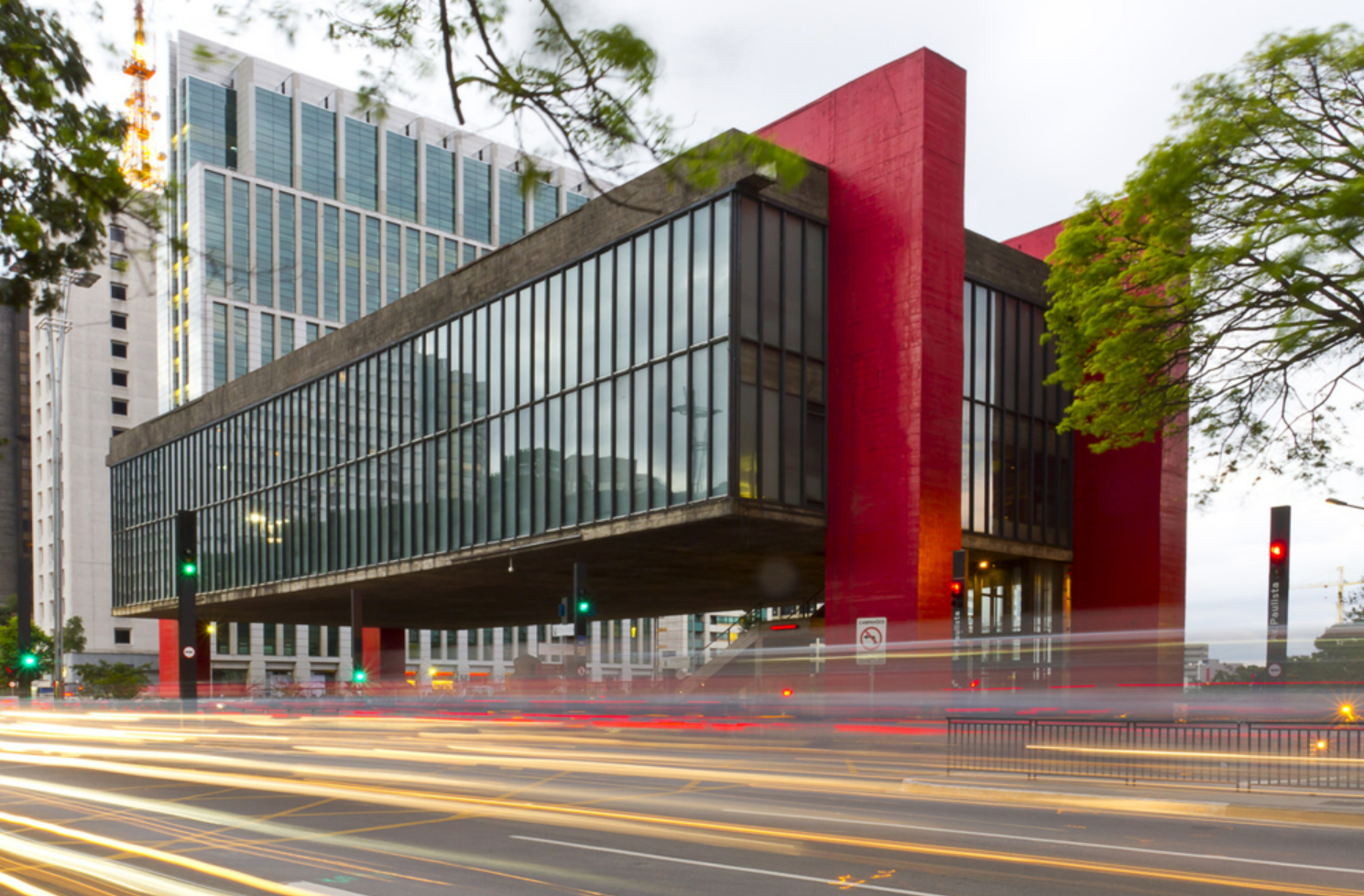 Museu de Arte de São Paulo MASP, Arquiteta Lina Bo Bardi